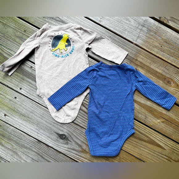Infant Baby 9M Carter's Blue and Tan Long Sleeve Snap Closure Bodysuits - Picture 3 of 4